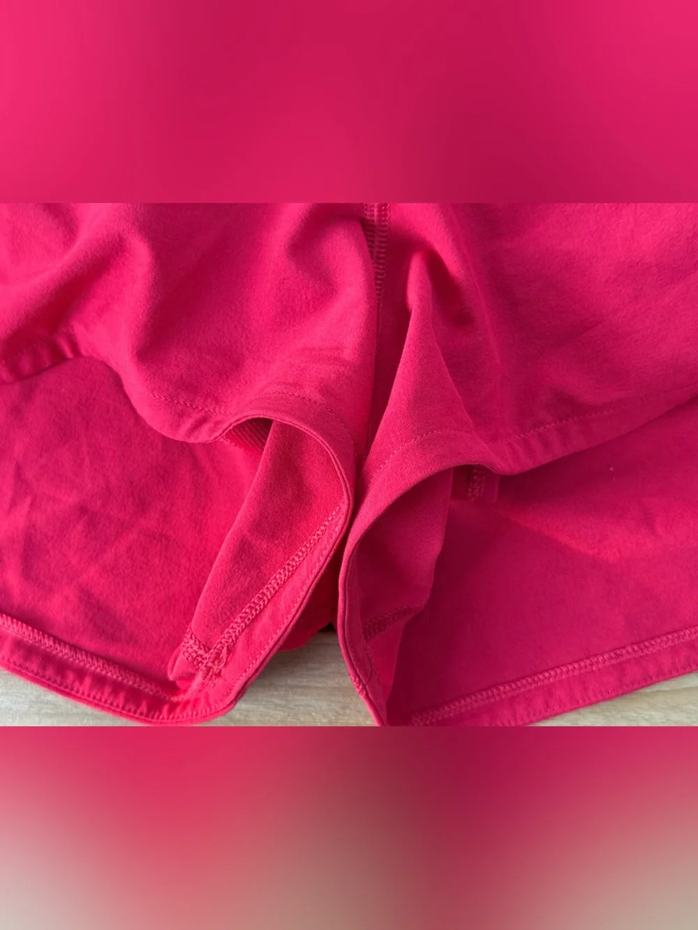 lululemon athletica Women's Speed Up Shorts 2.5 inseam. Size 8. Like new. Red.